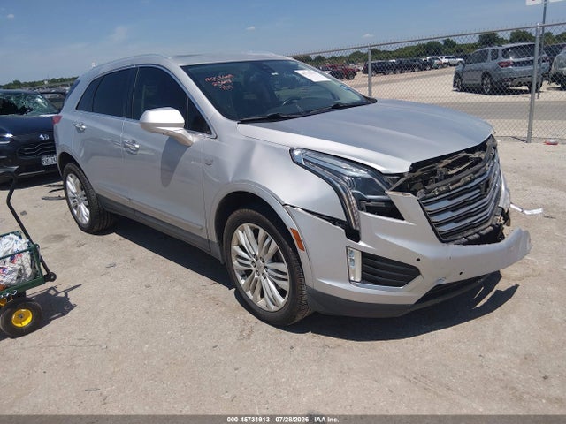 45731913 :رقم المزاد ، 1GYKNERS8JZ213698 vin ، 2018 Cadillac Xt5 Premium Luxury مزاد بيع