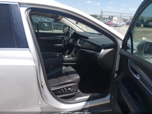 45731913 :رقم المزاد ، 1GYKNERS8JZ213698 vin ، 2018 Cadillac Xt5 Premium Luxury مزاد بيع