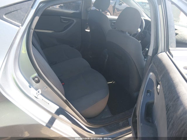 45731918 :رقم المزاد ، 5NPDH4AE3FH649864 vin ، 2015 Hyundai Elantra Se مزاد بيع