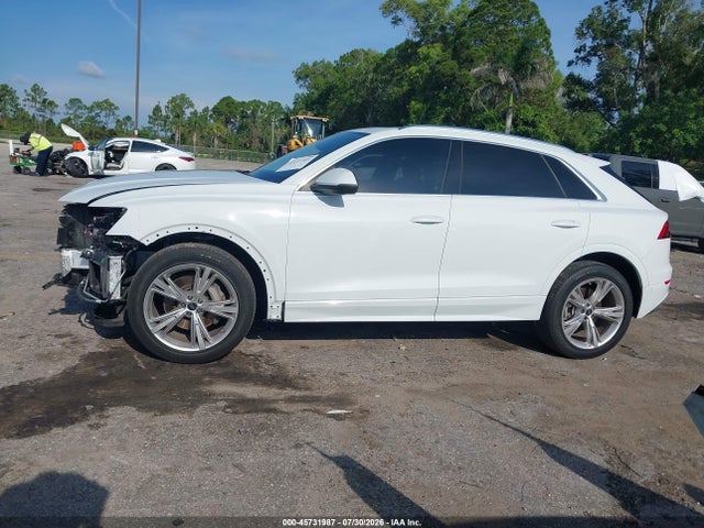 Aukcja sprzedaży 2023 Audi Q8 Premium 55 Tfsi Quattro Tiptronic, vin: WA1AVBF14PD026020, numer aukcji: 45731987