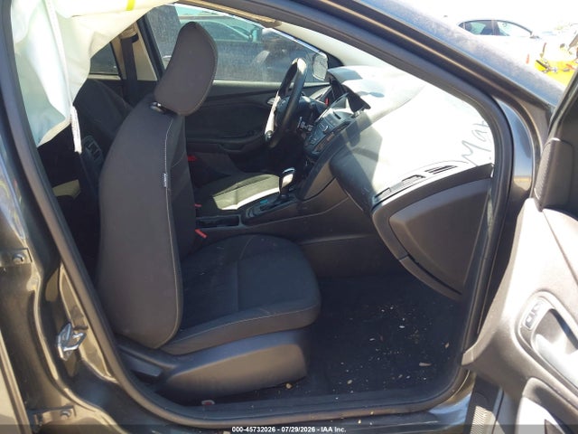 Ford FOCUS SE 2015 1FADP3K26FL351036 Image 5