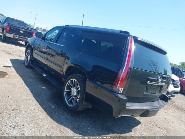 Продаж на аукціоні авто 2013 Cadillac Escalade Esv Premium, vin: 1GYS4JEF3DR236072, номер лоту: 45732027