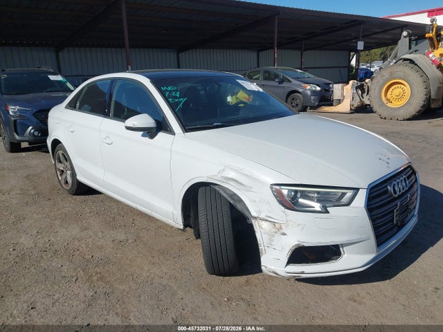 WAUAUGFF4H1039240 Audi A3 PREMIUM