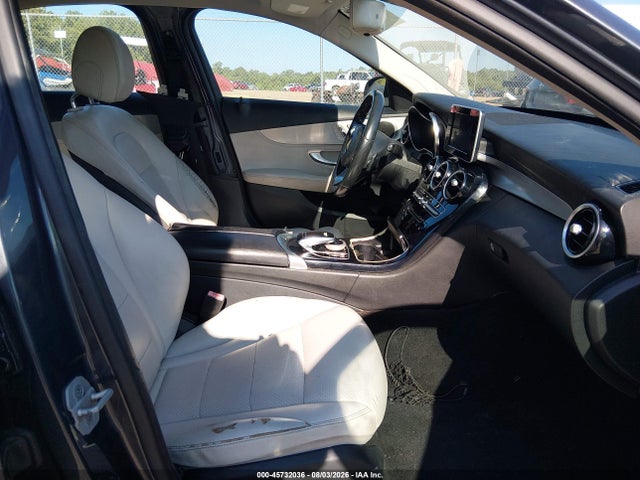 Продаж на аукціоні авто 2015 Mercedes-benz C 300, vin: 55SWF4JB8FU096050, номер лоту: 45732036