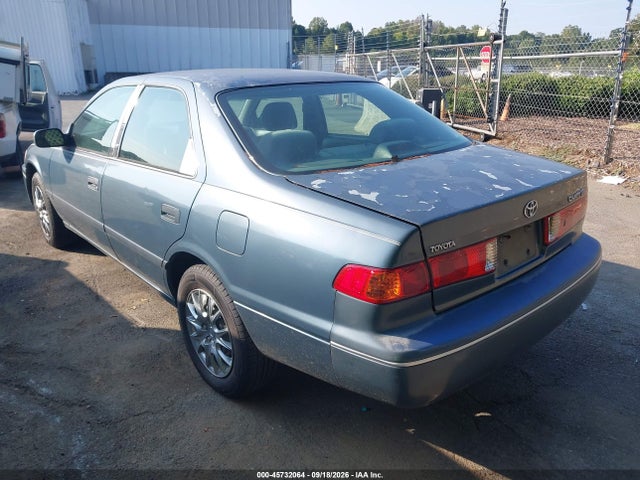 2001 Toyota Camry Ce მანქანა იყიდება აუქციონზე, vin: 4T1BG22K41U841873, აუქციონის ნომერი: 45732064