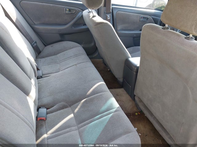 2001 Toyota Camry Ce მანქანა იყიდება აუქციონზე, vin: 4T1BG22K41U841873, აუქციონის ნომერი: 45732064