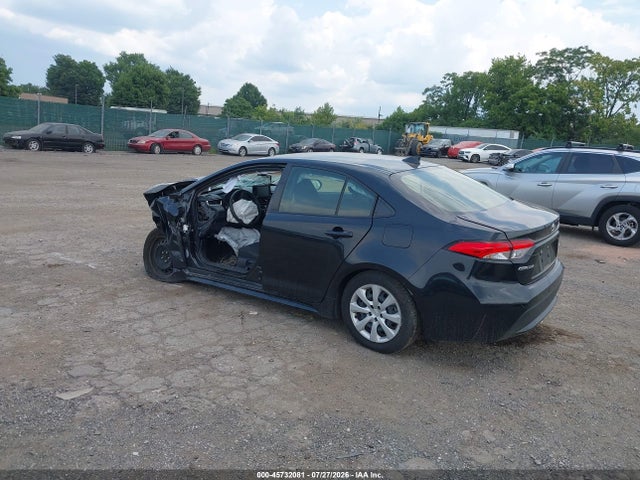 Toyota COROLLA LE 2022 JTDEPMAE8NJ219552 Image 3