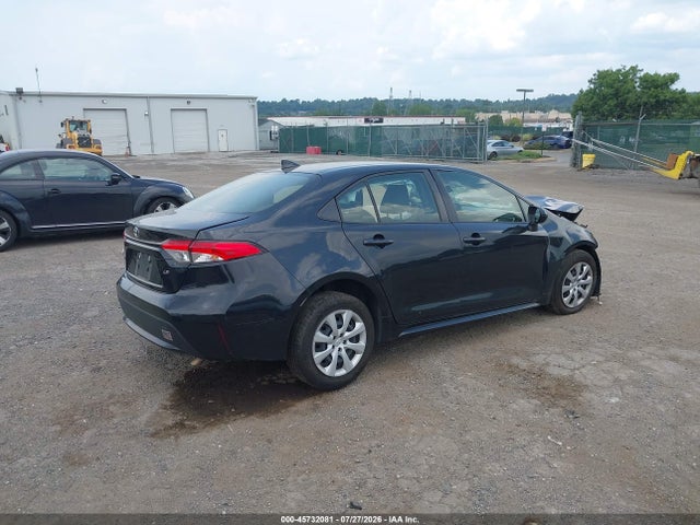 Toyota COROLLA LE 2022 JTDEPMAE8NJ219552 Image 4