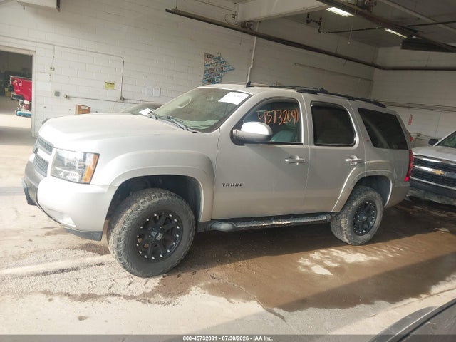 Продажа на аукционе авто 2011 Chevrolet Tahoe Lt, vin: 1GNSKBE02BR136272, номер лота: 45732091
