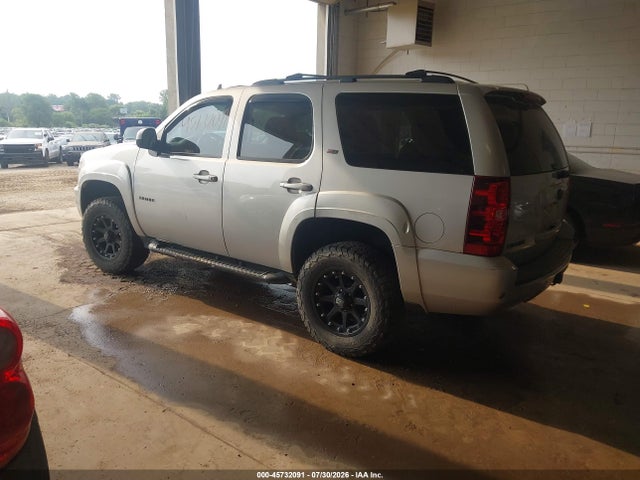 Продажа на аукционе авто 2011 Chevrolet Tahoe Lt, vin: 1GNSKBE02BR136272, номер лота: 45732091