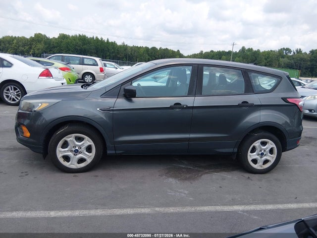 Продаж на аукціоні авто 2018 Ford Escape S, vin: 1FMCU0F71JUB53546, номер лоту: 45732095