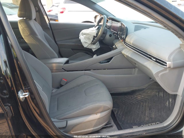 2022 Hyundai Elantra Sel მანქანა იყიდება აუქციონზე, vin: KMHLN4AG7NU255256, აუქციონის ნომერი: 45732120