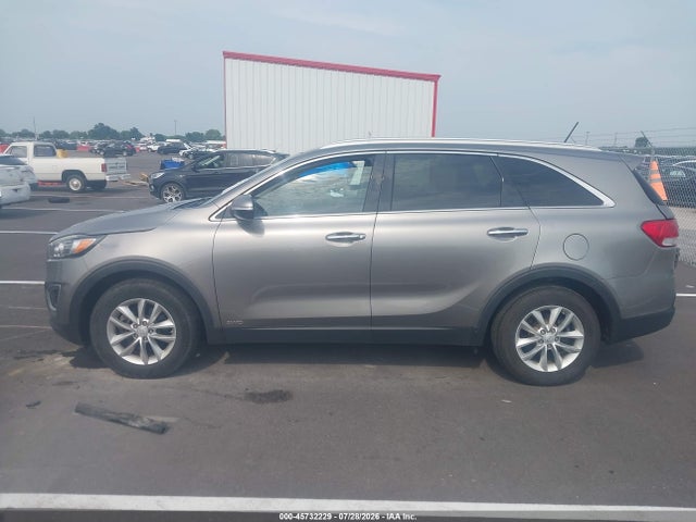 45732229 :رقم المزاد ، 5XYPGDA34HG286404 vin ، 2017 Kia Sorento 2.4l Lx مزاد بيع