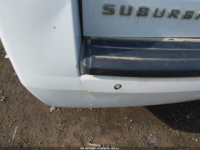Продаж на аукціоні авто 2018 Chevrolet Suburban Lt, vin: 1GNSKHKC9JR173139, номер лоту: 45732264