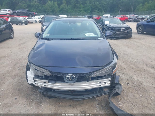 45732305 :رقم المزاد ، 5YFEPMAE5NP343340 vin ، 2022 Toyota Corolla Le مزاد بيع