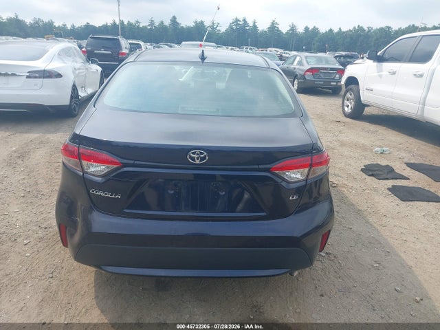 45732305 :رقم المزاد ، 5YFEPMAE5NP343340 vin ، 2022 Toyota Corolla Le مزاد بيع