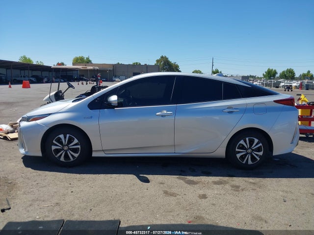 Toyota Prius Prime Premium 2017 JTDKARFP3H3041280 Image 14