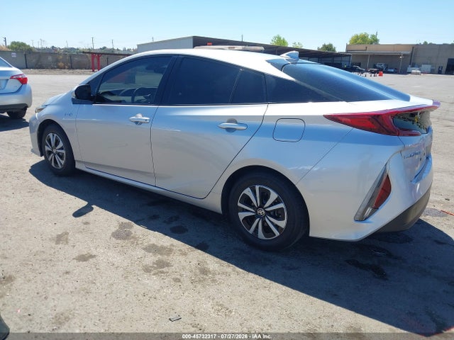 Toyota Prius Prime Premium 2017 JTDKARFP3H3041280 Image 3