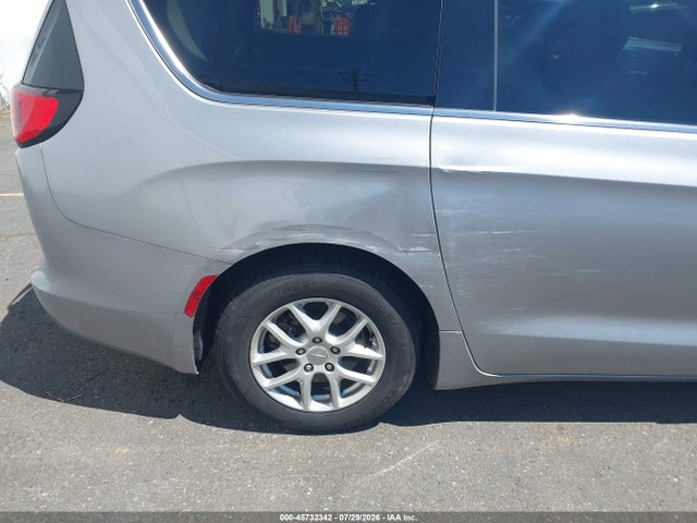 2020 Chrysler Voyager Lxi მანქანა იყიდება აუქციონზე, vin: 2C4RC1DG1LR184287, აუქციონის ნომერი: 45732342
