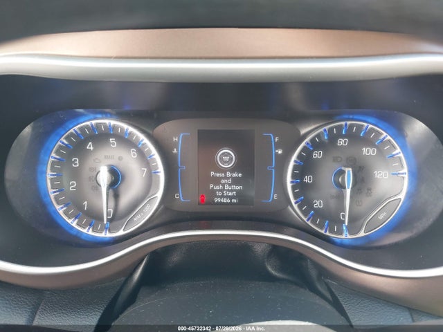 2020 Chrysler Voyager Lxi მანქანა იყიდება აუქციონზე, vin: 2C4RC1DG1LR184287, აუქციონის ნომერი: 45732342