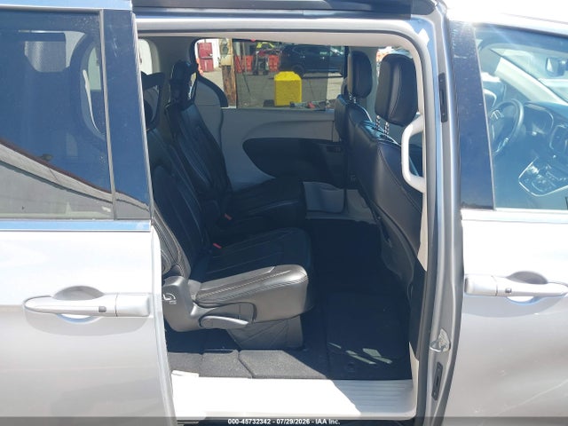 2020 Chrysler Voyager Lxi მანქანა იყიდება აუქციონზე, vin: 2C4RC1DG1LR184287, აუქციონის ნომერი: 45732342