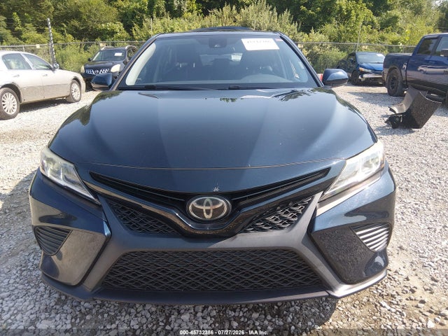45732386 :رقم المزاد ، 4T1G11AK1LU887666 vin ، 2020 Toyota Camry Se مزاد بيع