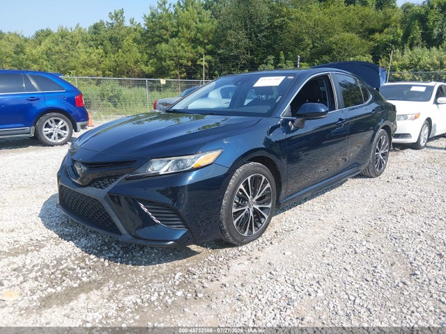 45732386 :رقم المزاد ، 4T1G11AK1LU887666 vin ، 2020 Toyota Camry Se مزاد بيع