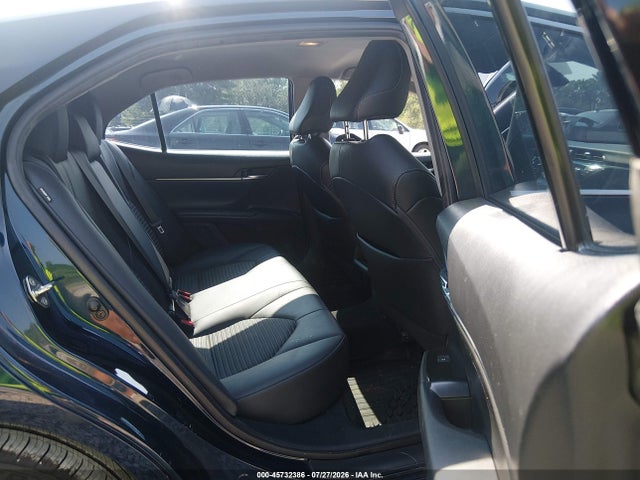 45732386 :رقم المزاد ، 4T1G11AK1LU887666 vin ، 2020 Toyota Camry Se مزاد بيع