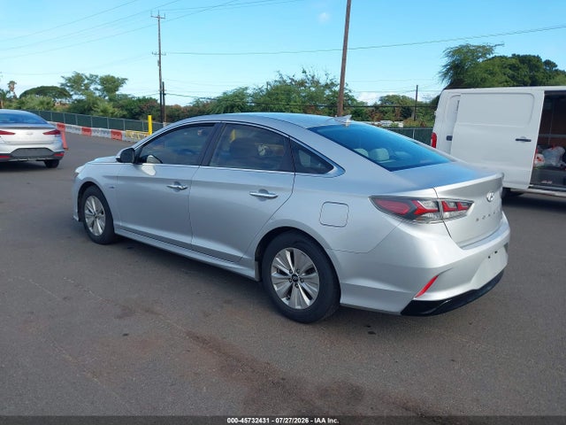 Hyundai Sonata Hybrid Se 2018 KMHE24L30JA084132 Image 3