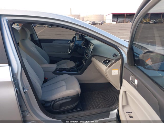 Hyundai Sonata Hybrid Se 2018 KMHE24L30JA084132 Image 5