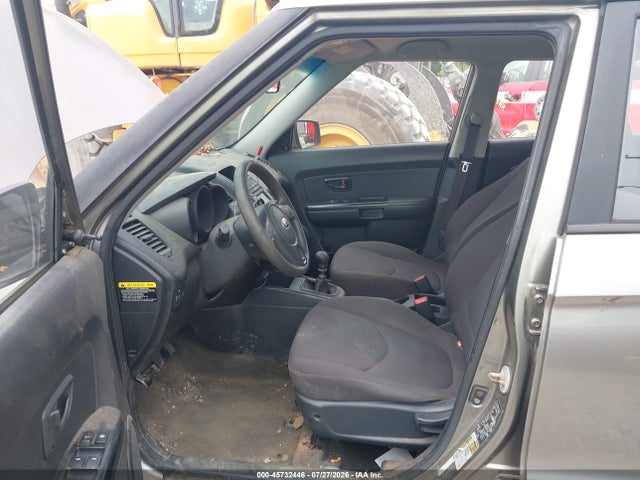 2013 Kia Soul მანქანა იყიდება აუქციონზე, vin: KNDJT2A53D7572923, აუქციონის ნომერი: 45732446