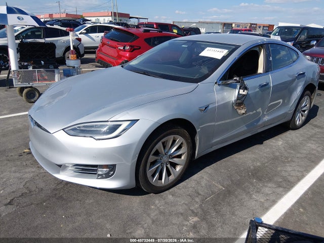 Tesla MODEL S 2016 5YJSA1E43GF177774 Image 2