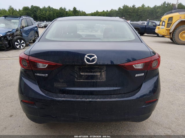 Продаж на аукціоні авто 2018 Mazda Mazda3 Sport, vin: 3MZBN1U72JM162411, номер лоту: 45732538