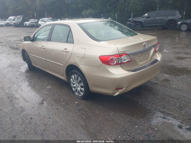 Продажа на аукционе авто 2012 Toyota Corolla Le, vin: 2T1BU4EE8CC906934, номер лота: 45732539