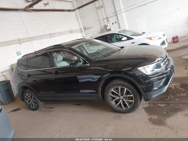 Продаж на аукціоні авто 2019 Volkswagen Tiguan 2.0t Se/2.0t Sel/2.0t Sel R-line/2.0t Sel R-line Black, vin: 3VV2B7AX4KM072523, номер лоту: 45732548