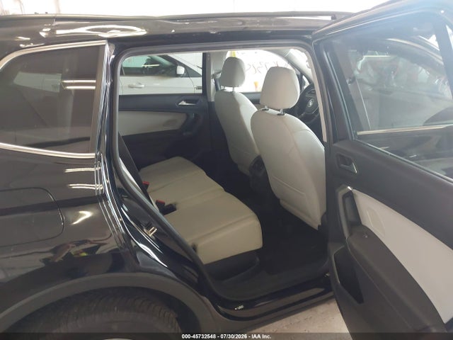 Продаж на аукціоні авто 2019 Volkswagen Tiguan 2.0t Se/2.0t Sel/2.0t Sel R-line/2.0t Sel R-line Black, vin: 3VV2B7AX4KM072523, номер лоту: 45732548