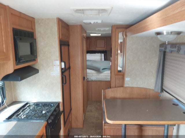 Продаж на аукціоні авто 2008 Ford Econoline E450 Super Duty Cutwy Van, vin: 1FDXE45S48DA70232, номер лоту: 45732573