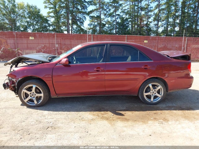 2002 Toyota Camry Le მანქანა იყიდება აუქციონზე, vin: JTDBE32K620040418, აუქციონის ნომერი: 45732609