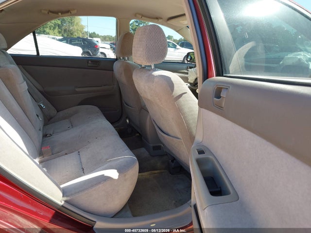 2002 Toyota Camry Le მანქანა იყიდება აუქციონზე, vin: JTDBE32K620040418, აუქციონის ნომერი: 45732609