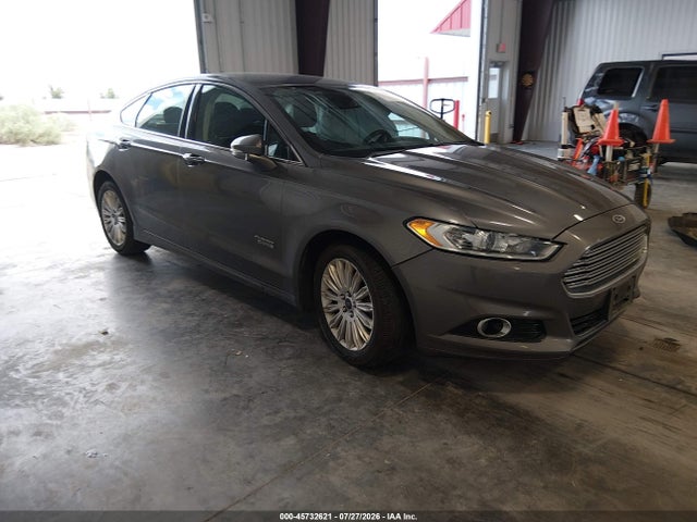 Продаж на аукціоні авто 2014 Ford Fusion Energi Titanium, vin: 3FA6P0SU1ER275394, номер лоту: 45732621