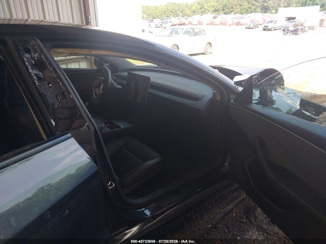 Tesla MODEL 3 2024 5YJ3E1EA9RF856417 Image 5