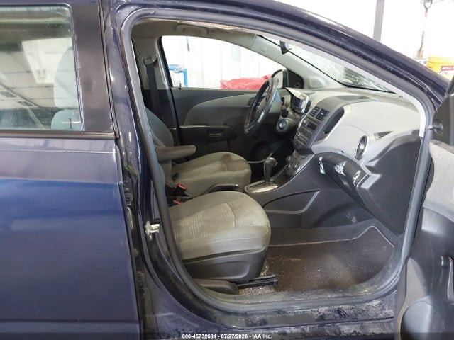 Chevrolet Sonic Ls Auto 2015 1G1JA6SHXF4151199 Image 5