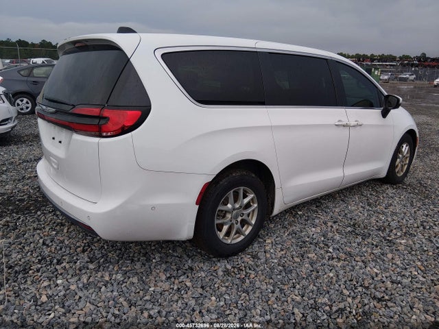 Chrysler Pacifica Touring L 2023 2C4RC1BG3PR507926 Image 4