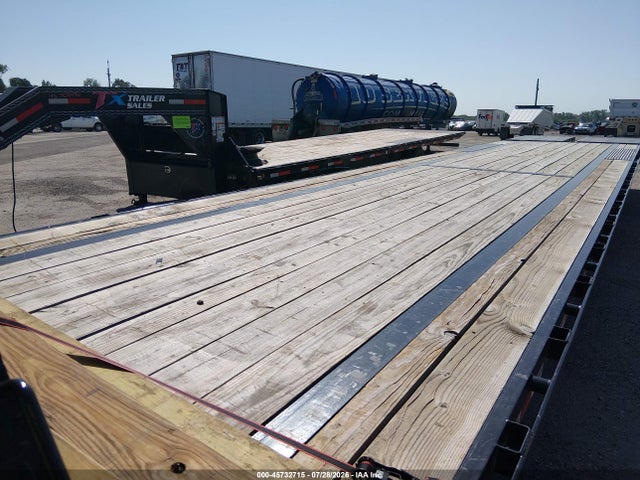 45732715 :رقم المزاد ، 3F7BGP406SA002470 vin ، 2025 Trailer Ascend Industries Gooseneck 40ft Flatbed Trailer مزاد بيع
