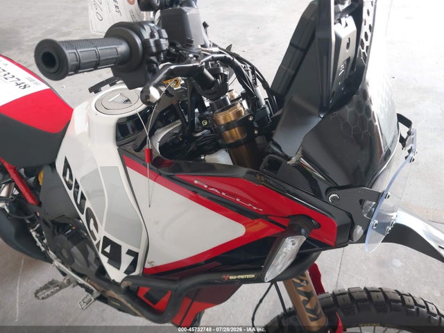 Ducati Desert X 2025 ZDMXANDTXSB010107 Image 16