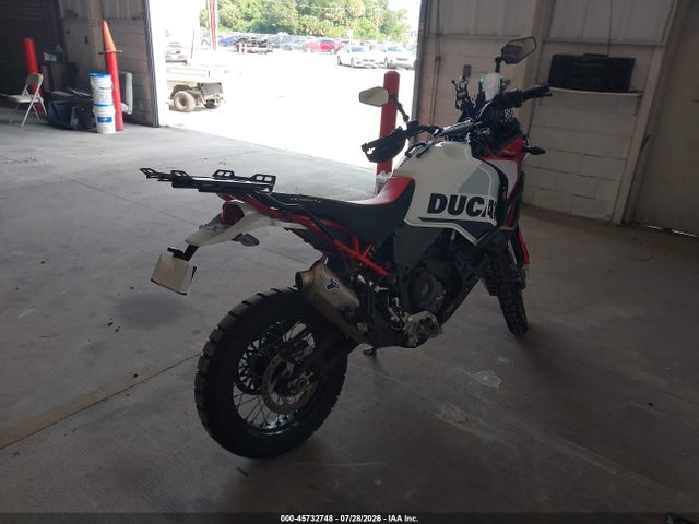 Ducati Desert X 2025 ZDMXANDTXSB010107 Image 4