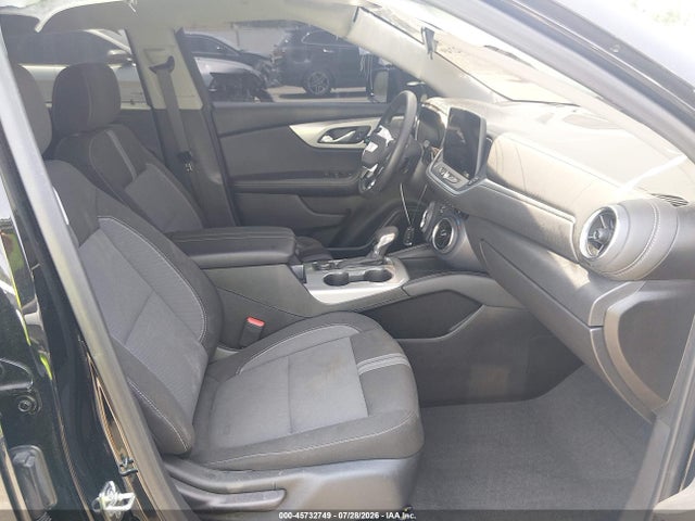 45732749 :رقم المزاد ، 3GNKBCR43SS206149 vin ، 2025 Chevrolet Blazer Fwd 2lt مزاد بيع