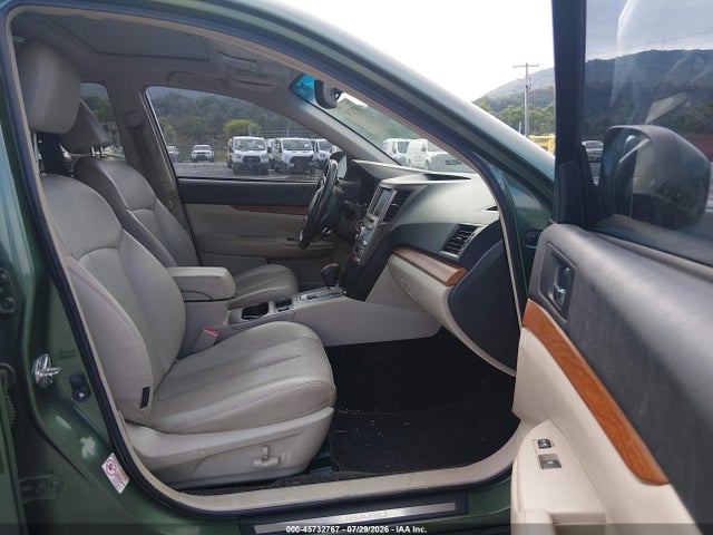 2013 Subaru Outback 2.5i Limited მანქანა იყიდება აუქციონზე, vin: 4S4BRBLC2D3213810, აუქციონის ნომერი: 45732767