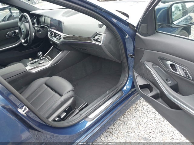3MW5R1J09M8B65165 BMW 330I