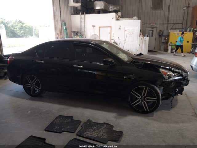 45732844 :رقم المزاد ، 1HGCR2F59HA273852 vin ، 2017 Honda Accord Sport مزاد بيع